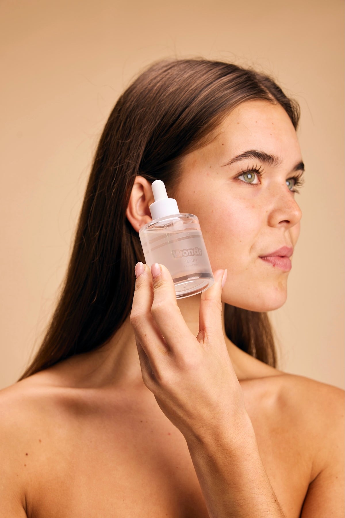 COMMENT UTILISER LE CLARIFYING SERUM ?