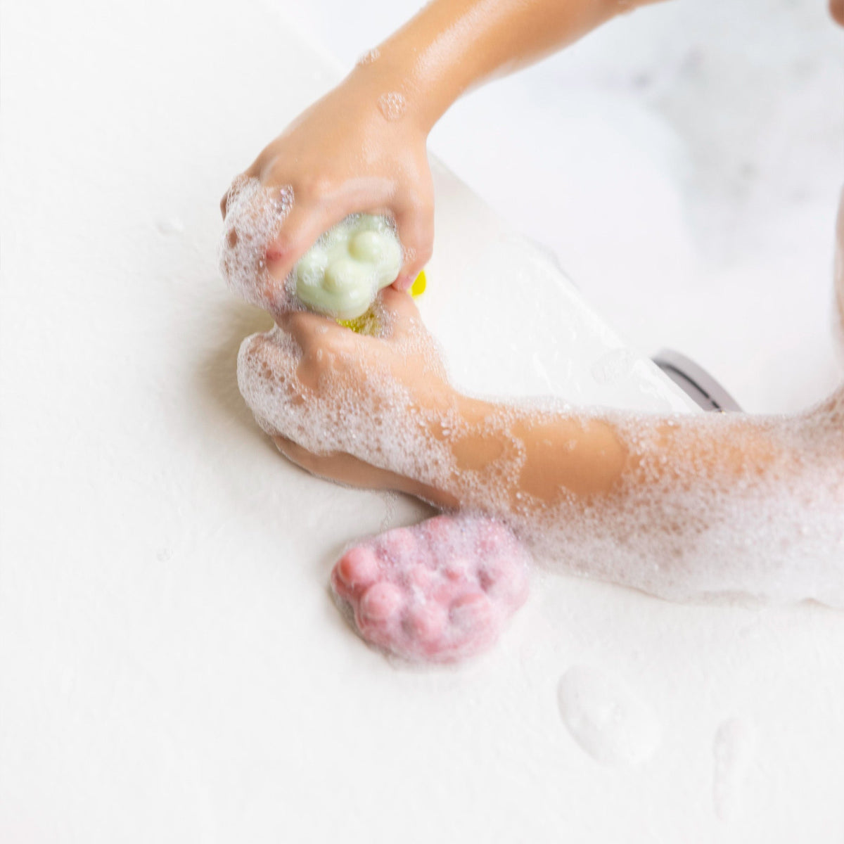 APPLE SPLASH | Kids Bar